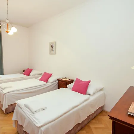 St. Giles.8 Apartment Prague